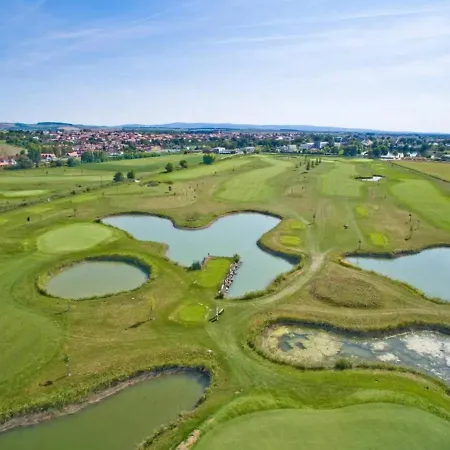Prázdninový dům Pod Buchlovem - Wellness & Sport