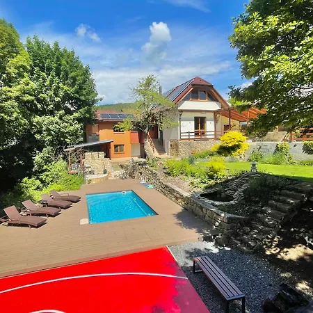 Pod Buchlovem - Wellness & Sport Holiday home